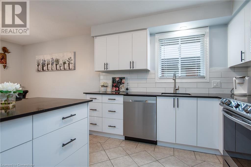 82 Carnaby Crescent, Kitchener, Ontario  N2A 1M7 - Photo 26 - 40729892