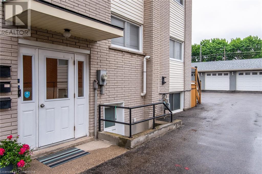 Property at 82 CARNABY Crescent image 5