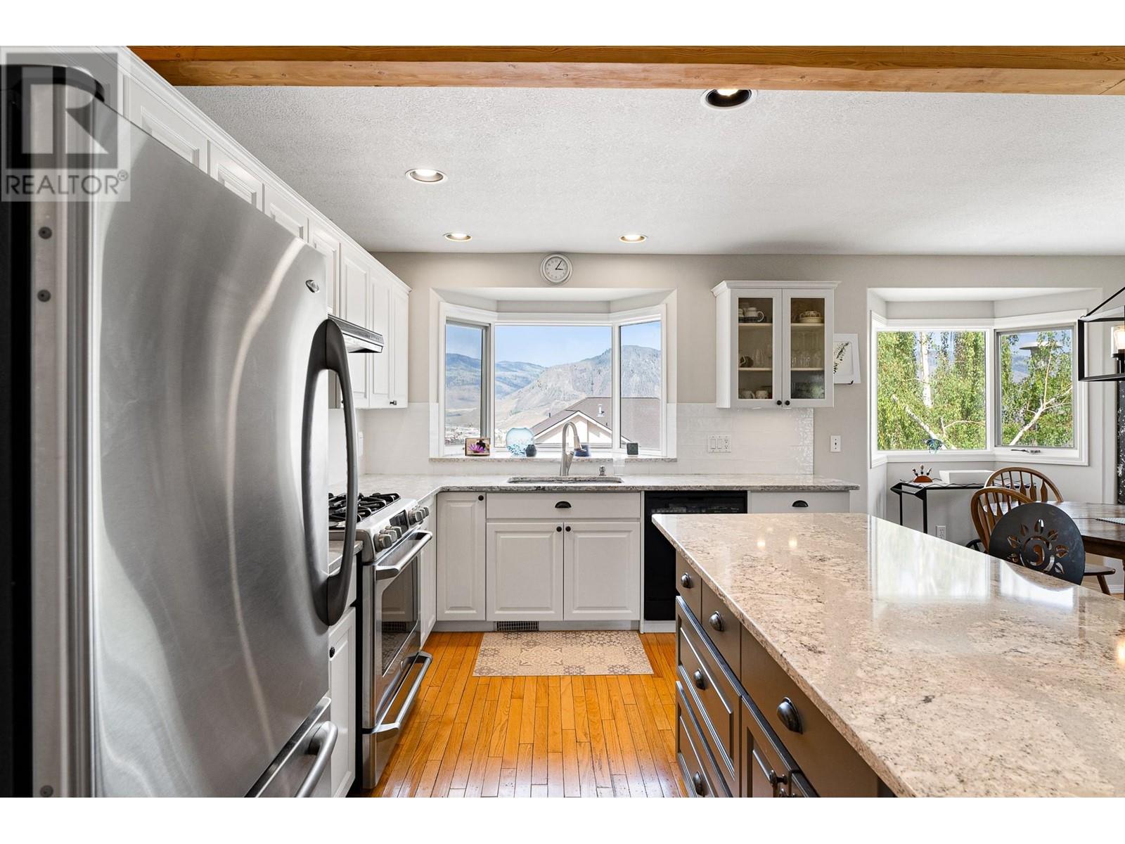 Property at 155 Anvil Crescent image 3
