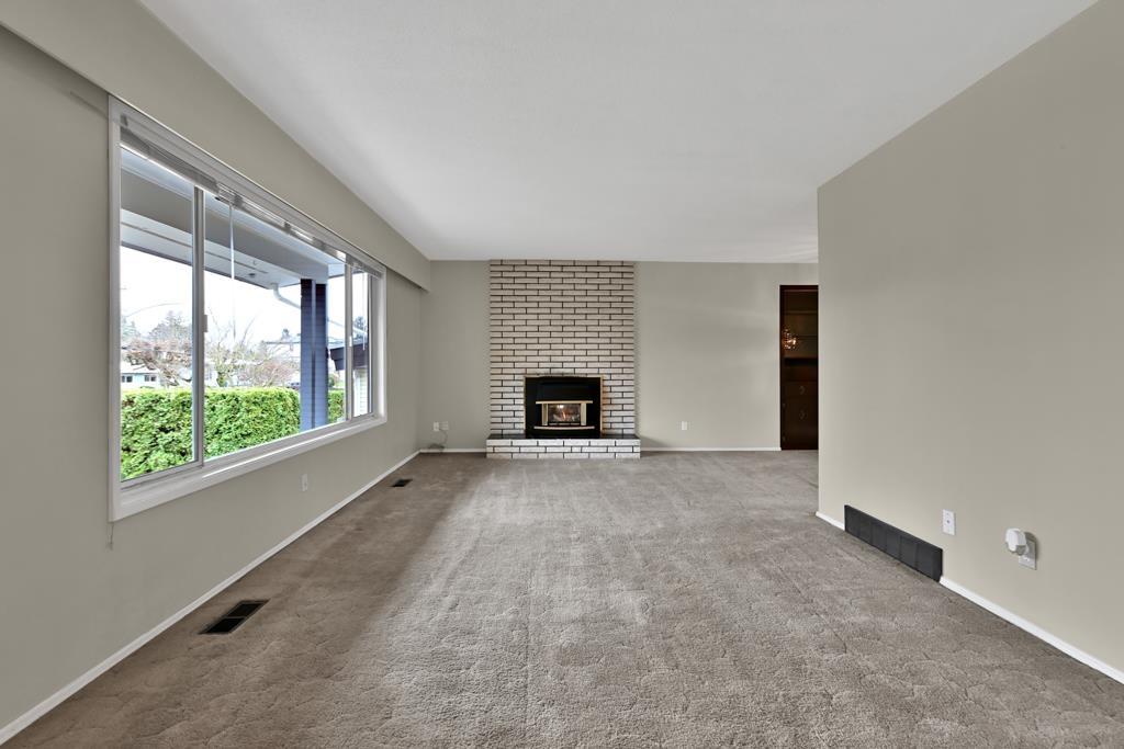 Property at 2305 BROADWAY STREET image 5