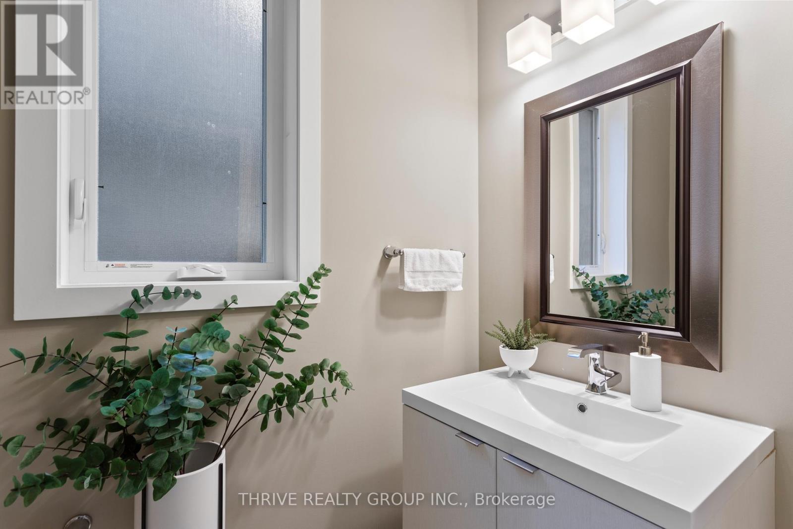 515 Chelton Road, London South, Ontario  N6M 0H9 - Photo 7 - X12165907