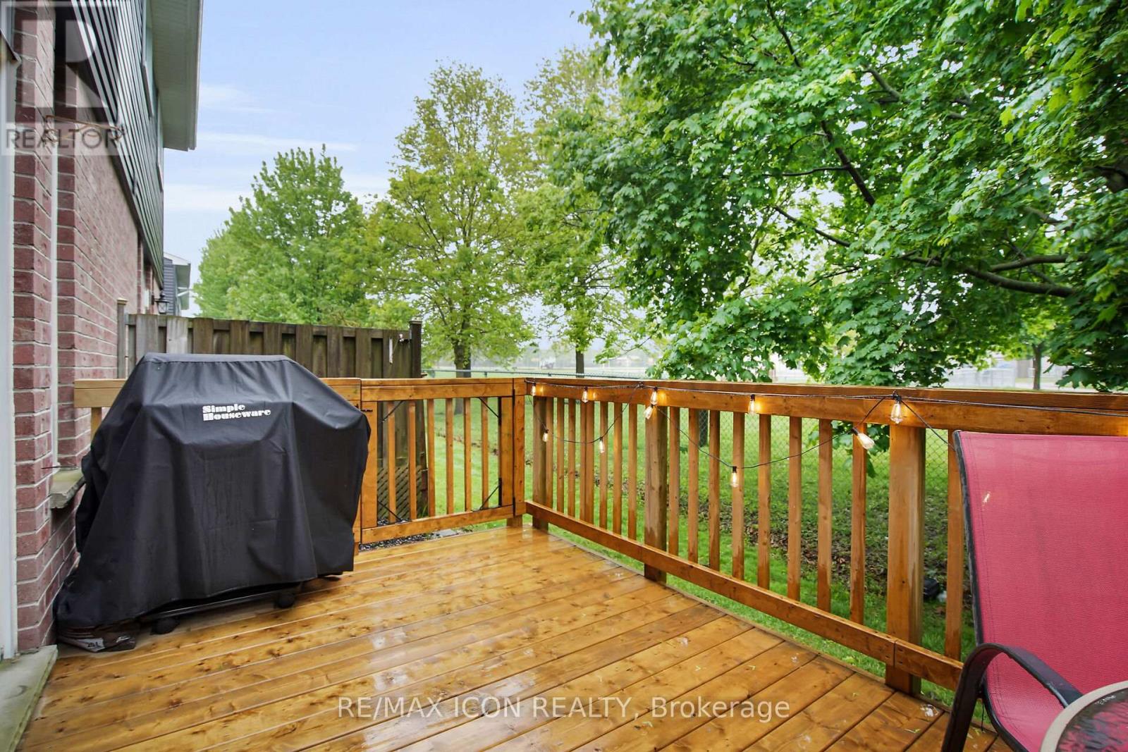 Photo 32 of 34 for 31 - 131 Bonaventure Drive
