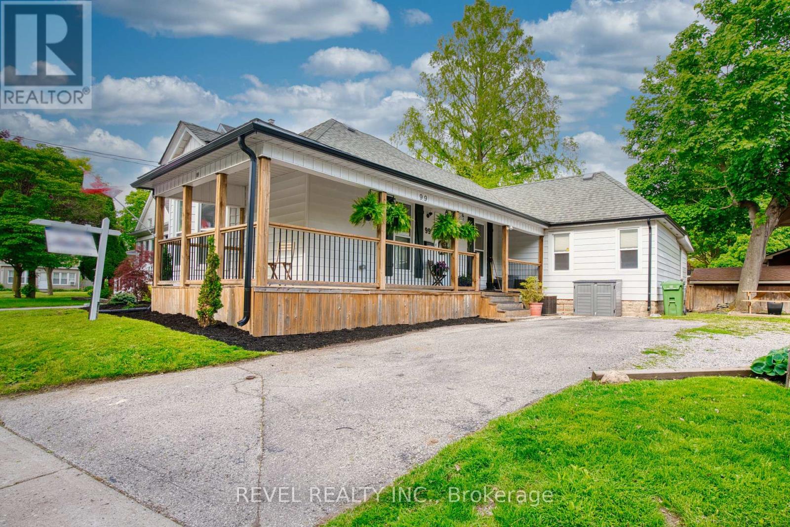 99 ELGIN STREET, St. Thomas, Ontario