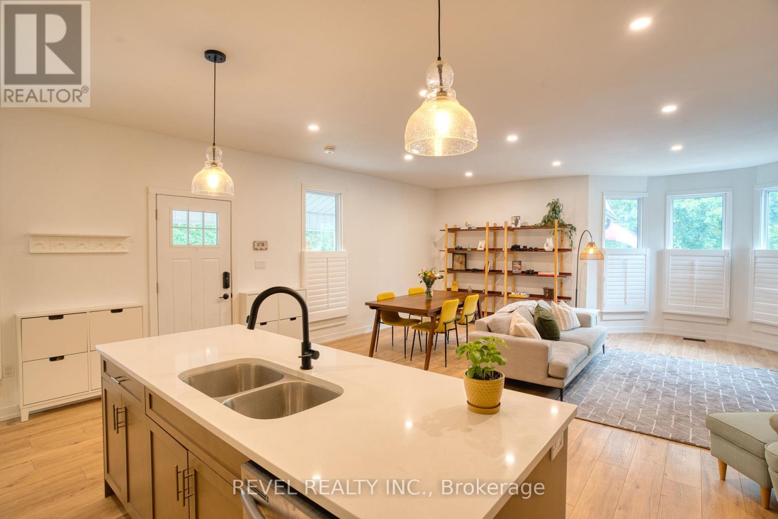 99 Elgin Street, St. Thomas, Ontario  N5R 3M5 - Photo 11 - X12166081