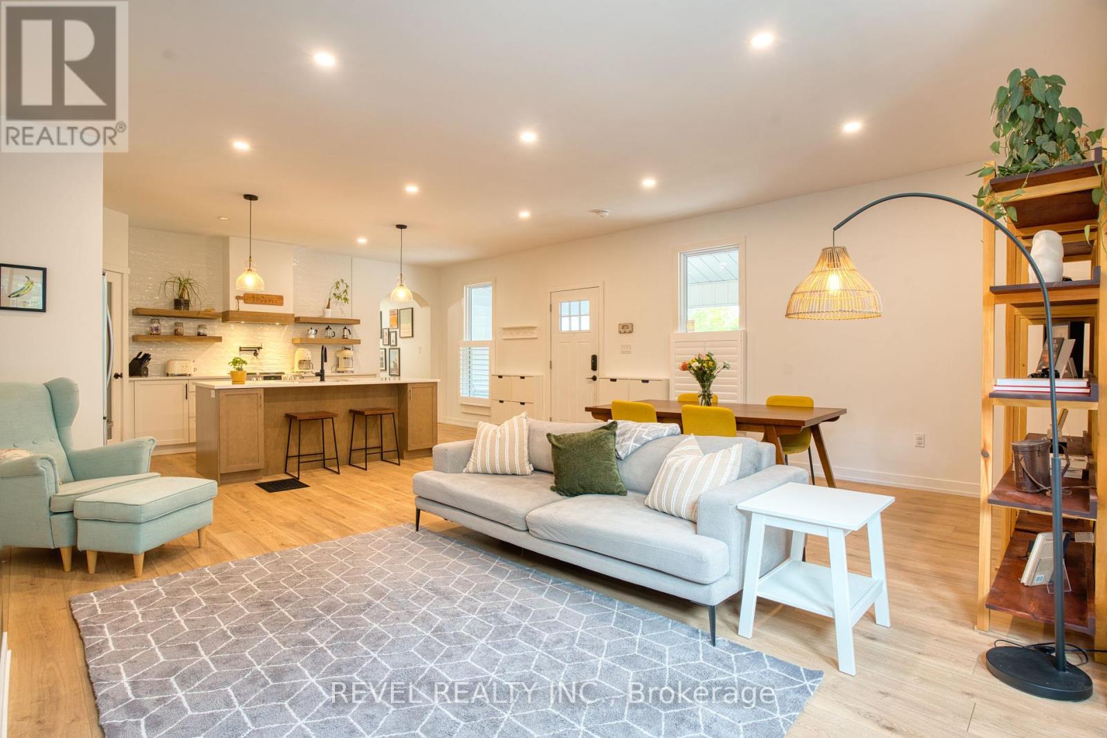 99 Elgin Street, St. Thomas, Ontario  N5R 3M5 - Photo 8 - X12166081