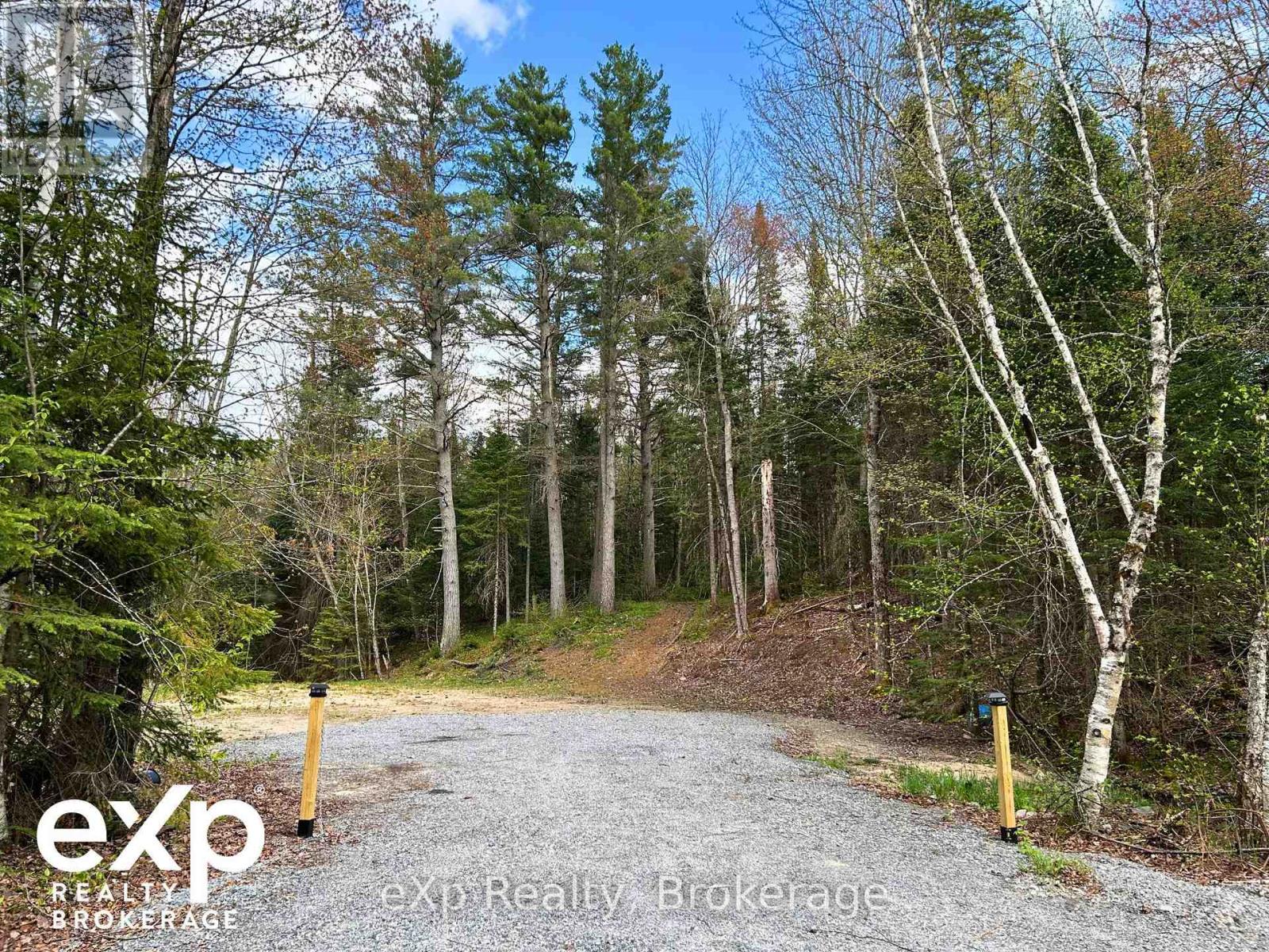 468 Balsam Chutes Road, Huntsville, Ontario  P0B 1L0 - Photo 21 - X12152605