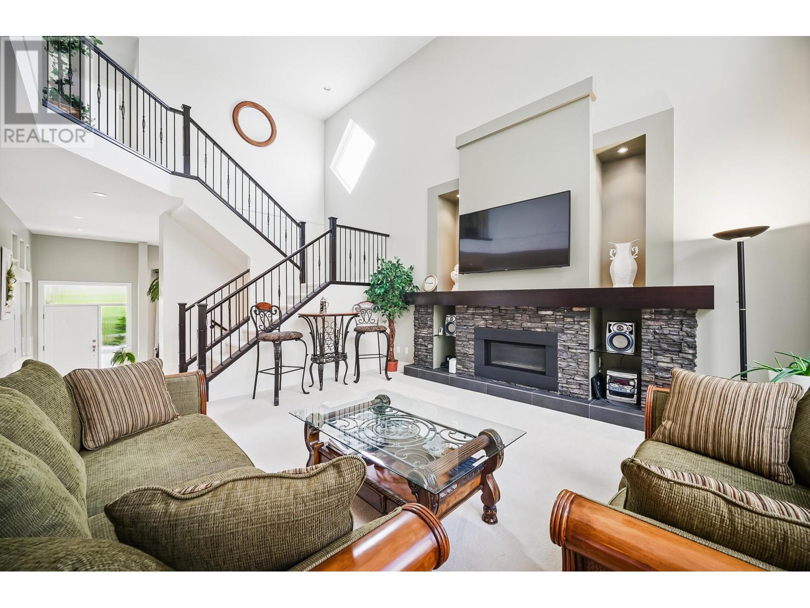 3413 Harper Road, Coquitlam, British Columbia  V3E 0E3 - Photo 6 - R3004380
