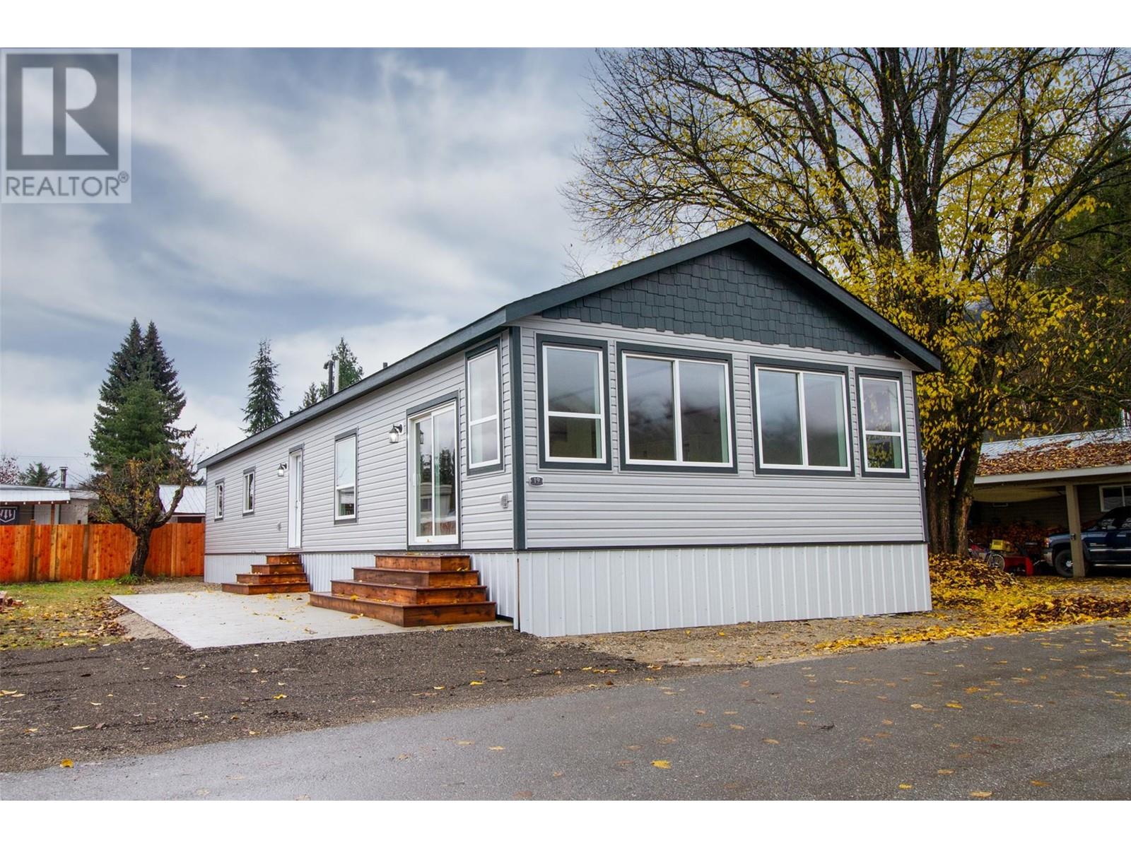 1204 Maplewood Street Unit# 19, Revelstoke, British Columbia