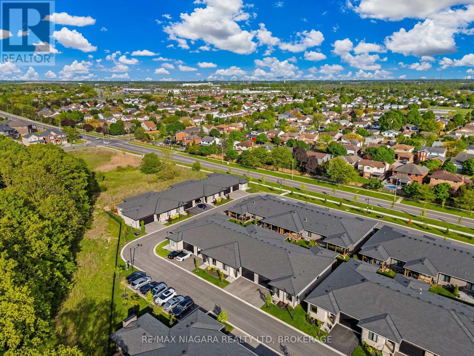 20 - 300 Richmond Street, Thorold (Confederation Heights), Ontario  L2V 0L6 - Photo 35 - X12166018