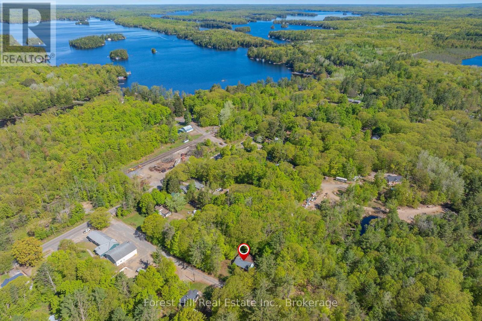 1015 Kidd Street, Muskoka Lakes (Wood (Muskoka Lakes)), Ontario  P0C 1M0 - Photo 2 - X12165906