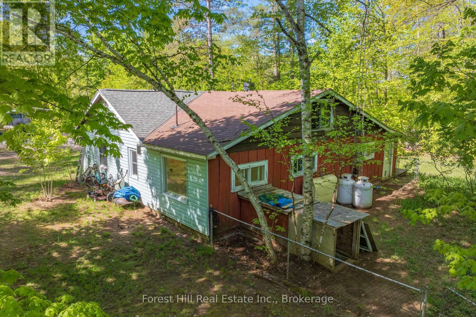 1015 Kidd Street, Muskoka Lakes (Wood (Muskoka Lakes)), Ontario  P0C 1M0 - Photo 30 - X12165906