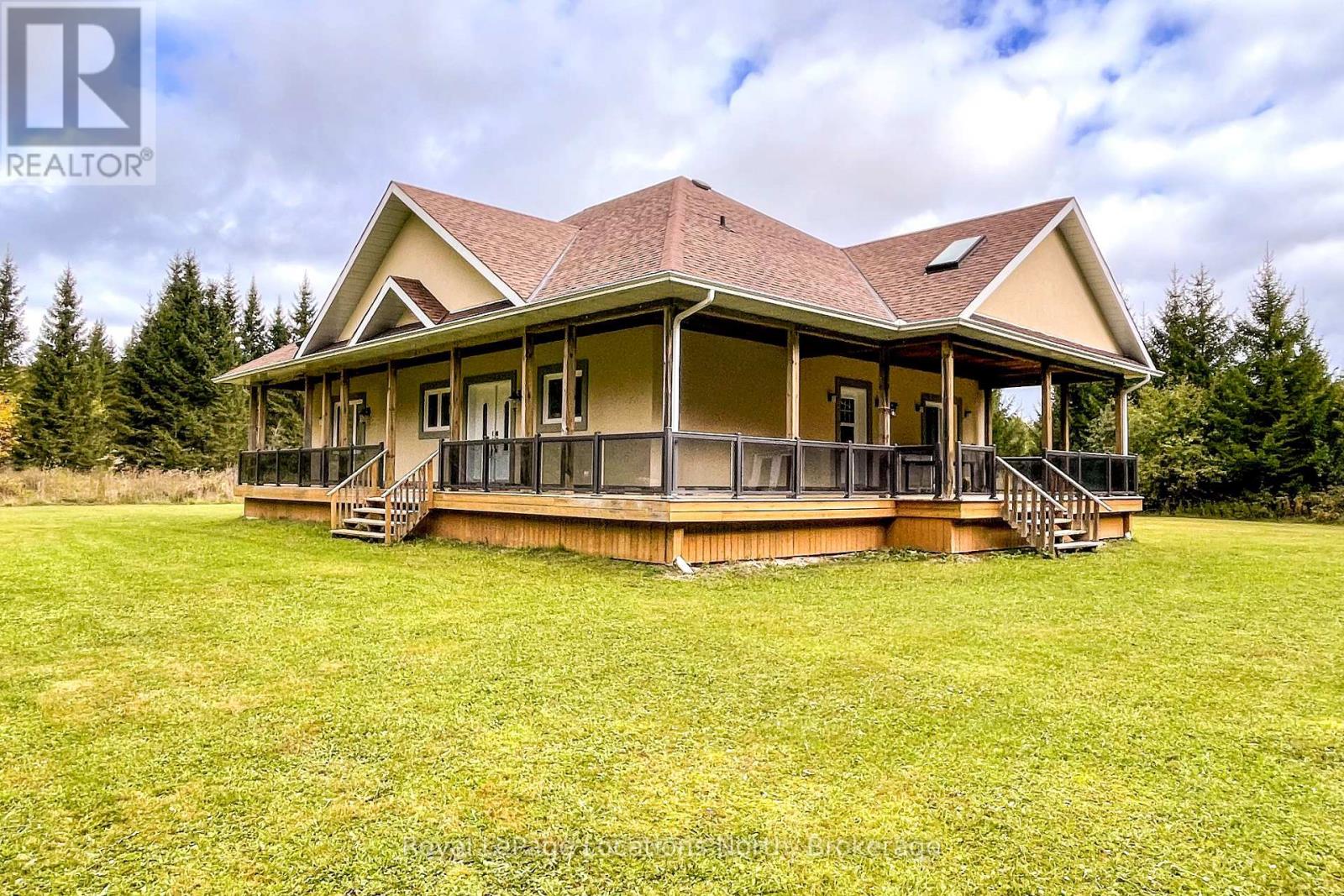 595863 4th Line, Blue Mountains, Ontario  N0H 2E0 - Photo 2 - X12165957