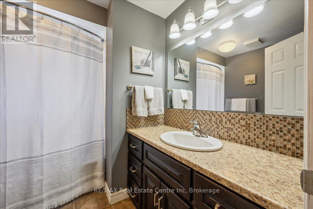 44 Glenburnie Drive, Guelph, Ontario  N1E 4C6 - Photo 30 - X12165978
