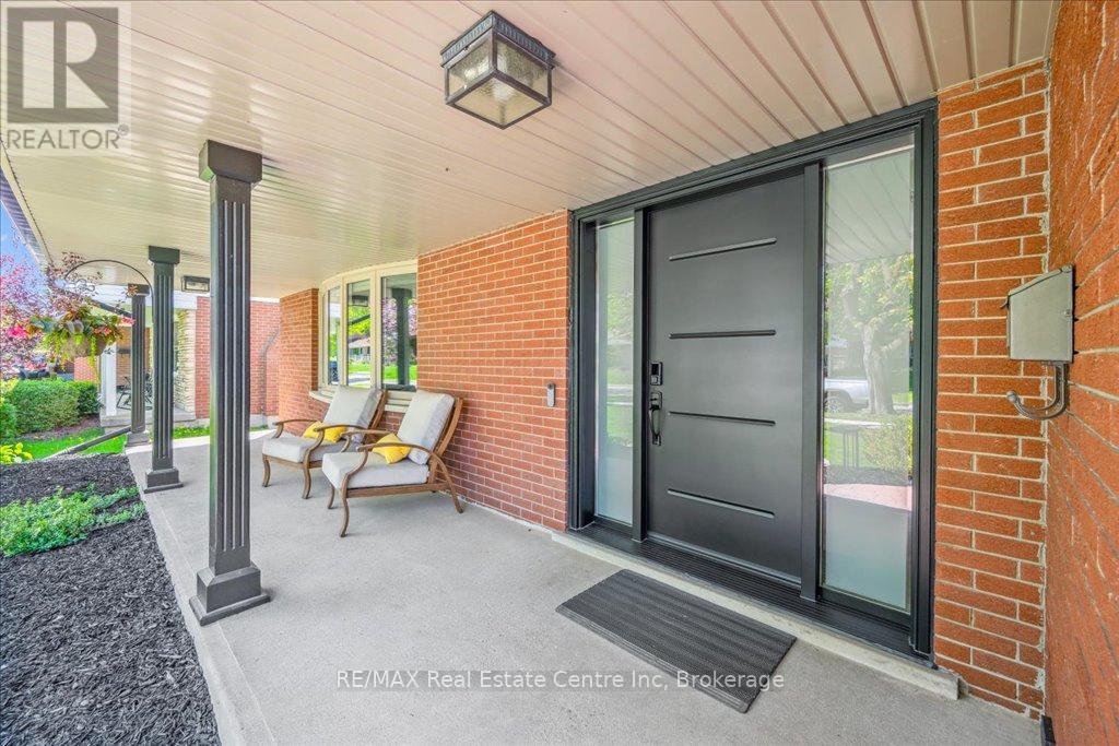 Property at 44 GLENBURNIE DRIVE image 4