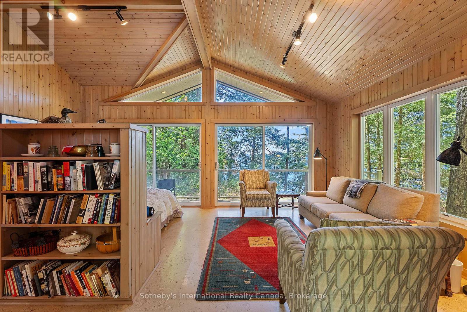 1 Shaw Island, Muskoka Lakes, Ontario  P0G 1G0 - Photo 17 - X12166006