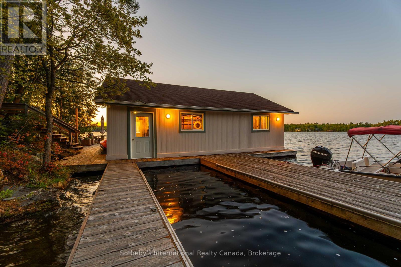 1 Shaw Island, Muskoka Lakes, Ontario  P0G 1G0 - Photo 42 - X12166006