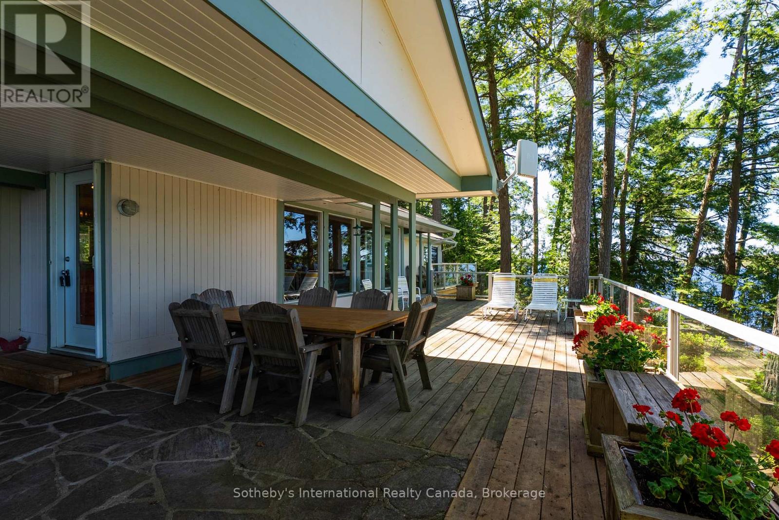 1 Shaw Island, Muskoka Lakes, Ontario  P0G 1G0 - Photo 7 - X12166006