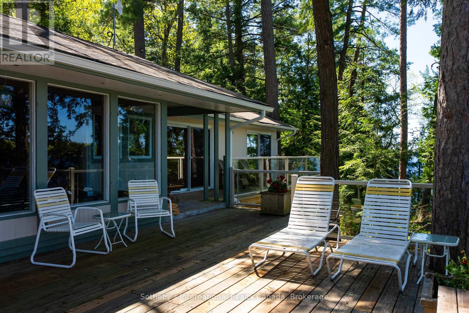 1 Shaw Island, Muskoka Lakes, Ontario  P0G 1G0 - Photo 8 - X12166006