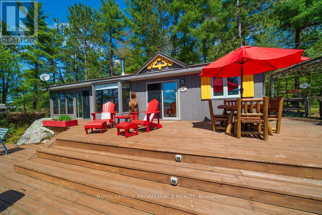 890 Mazinaw Lake, Addington Highlands, Ontario  K0H 1K0 - Photo 4 - X12165960