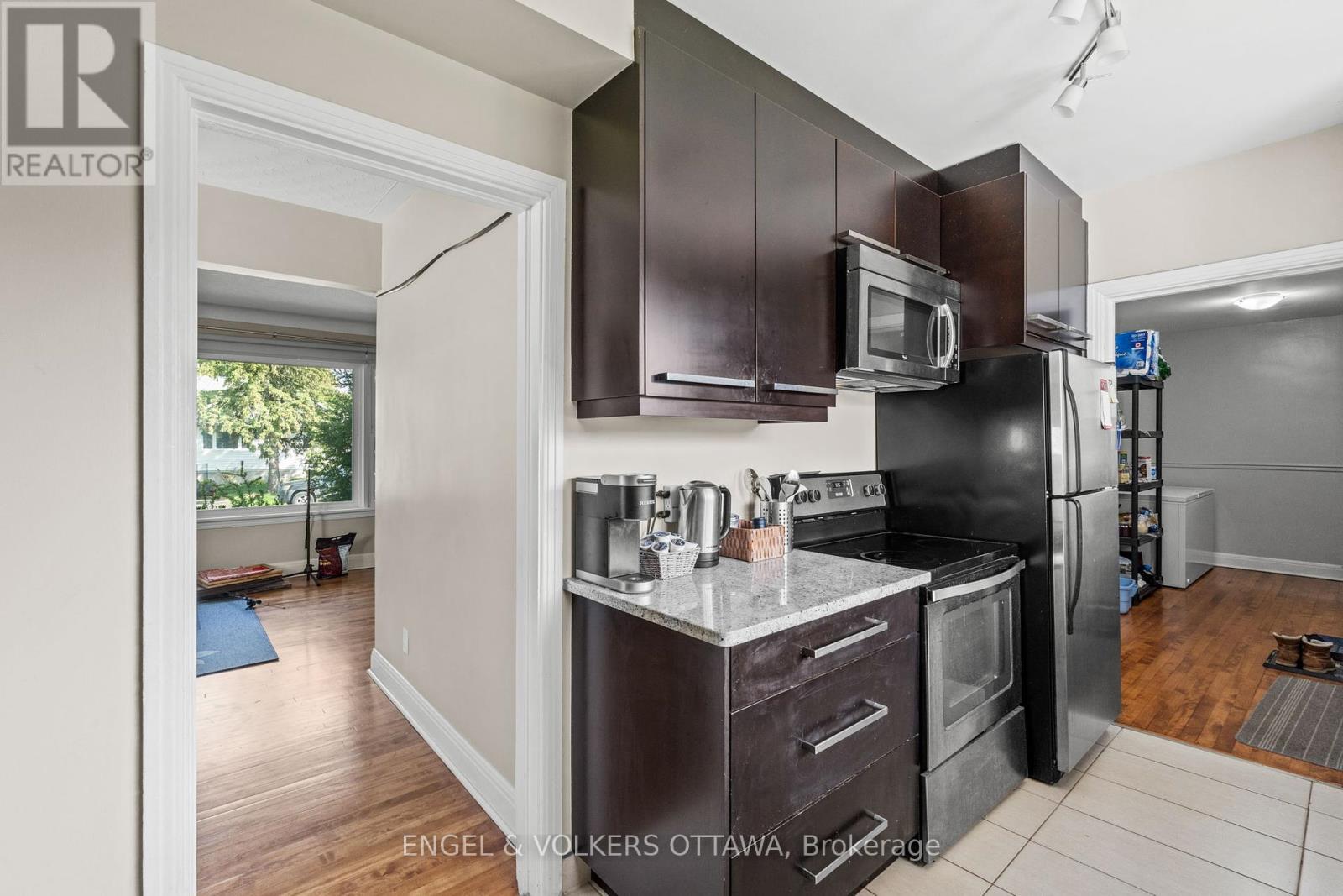1372 Ridgedale Street, Ottawa, Ontario  K1T 1C5 - Photo 12 - X12165977