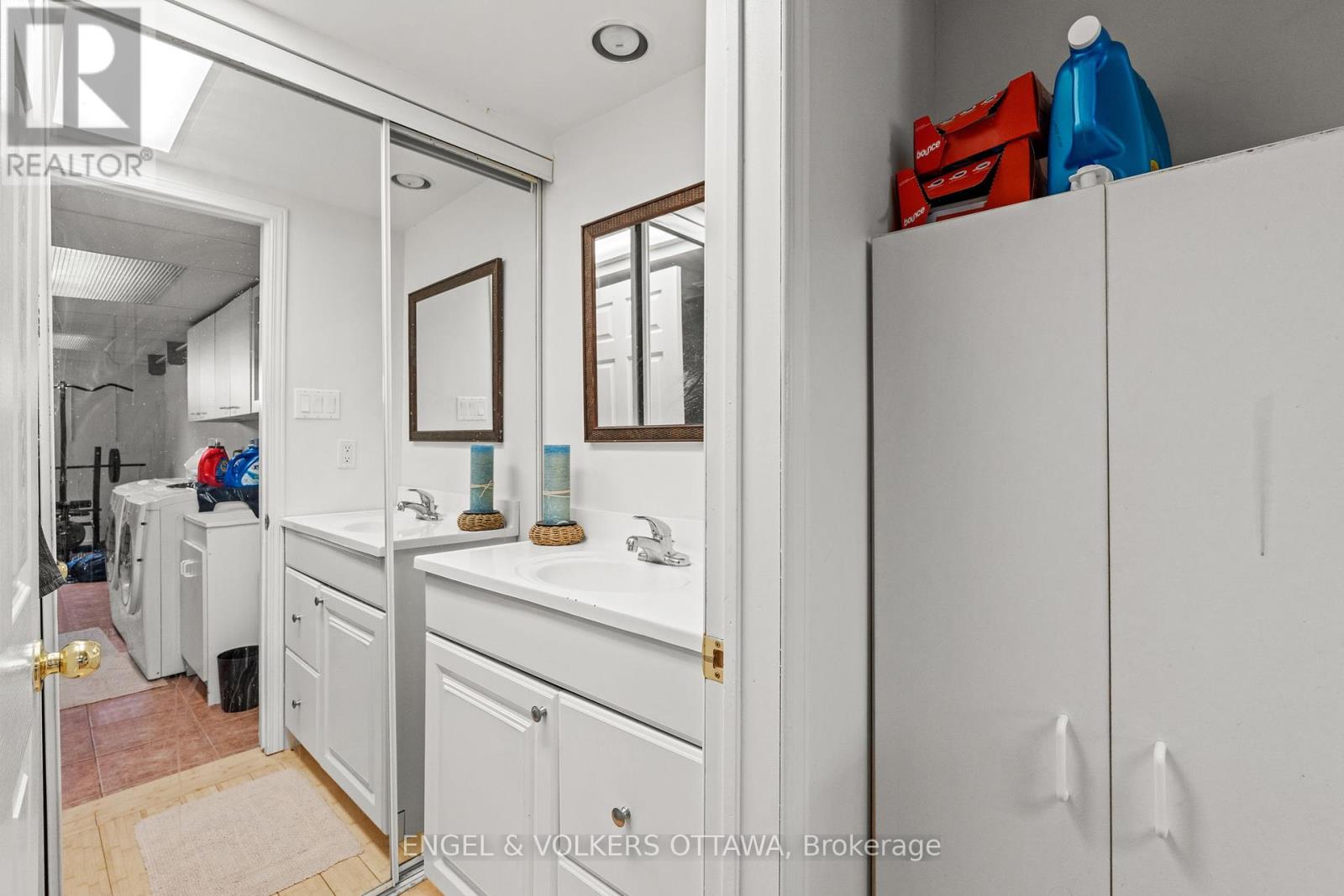 1372 Ridgedale Street, Ottawa, Ontario  K1T 1C5 - Photo 27 - X12165977