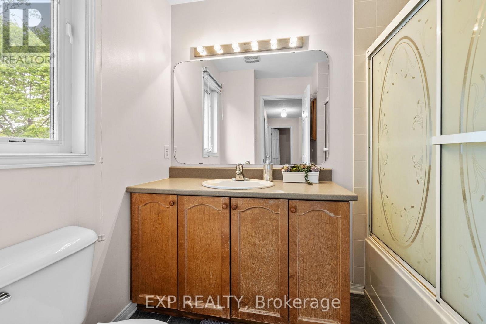 336 Wisteria Crescent, Ottawa, Ontario  K1V 0N5 - Photo 24 - X12165988