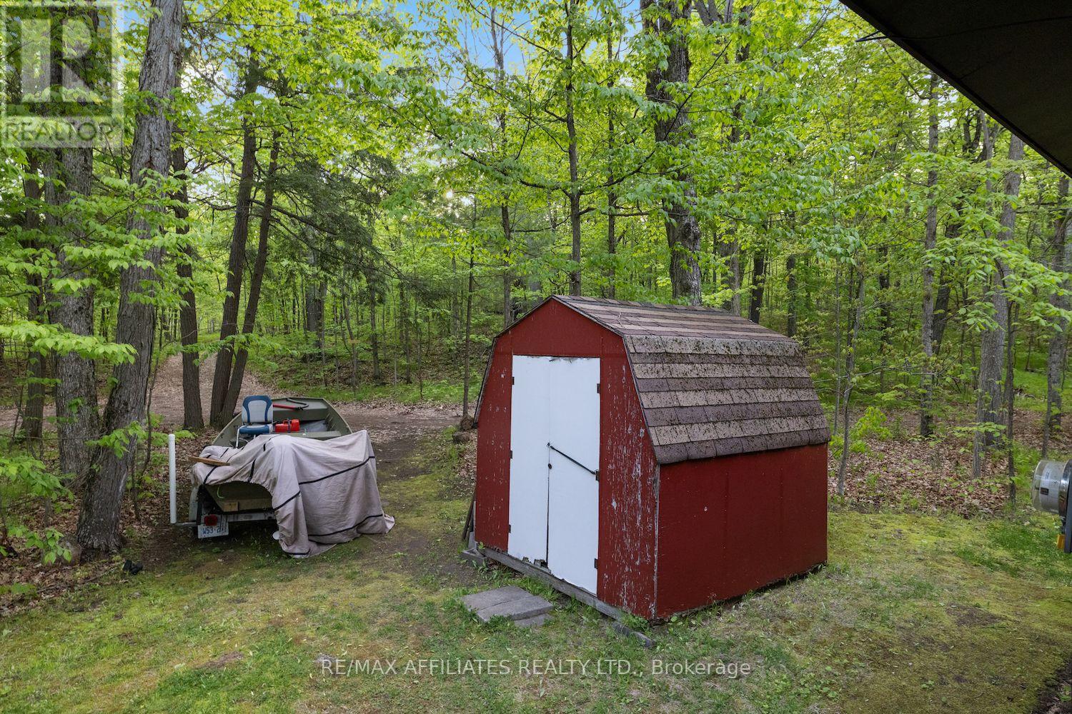 118 Little Cedar Bridge Road, Rideau Lakes, Ontario  K0G 1X0 - Photo 9 - X12166012