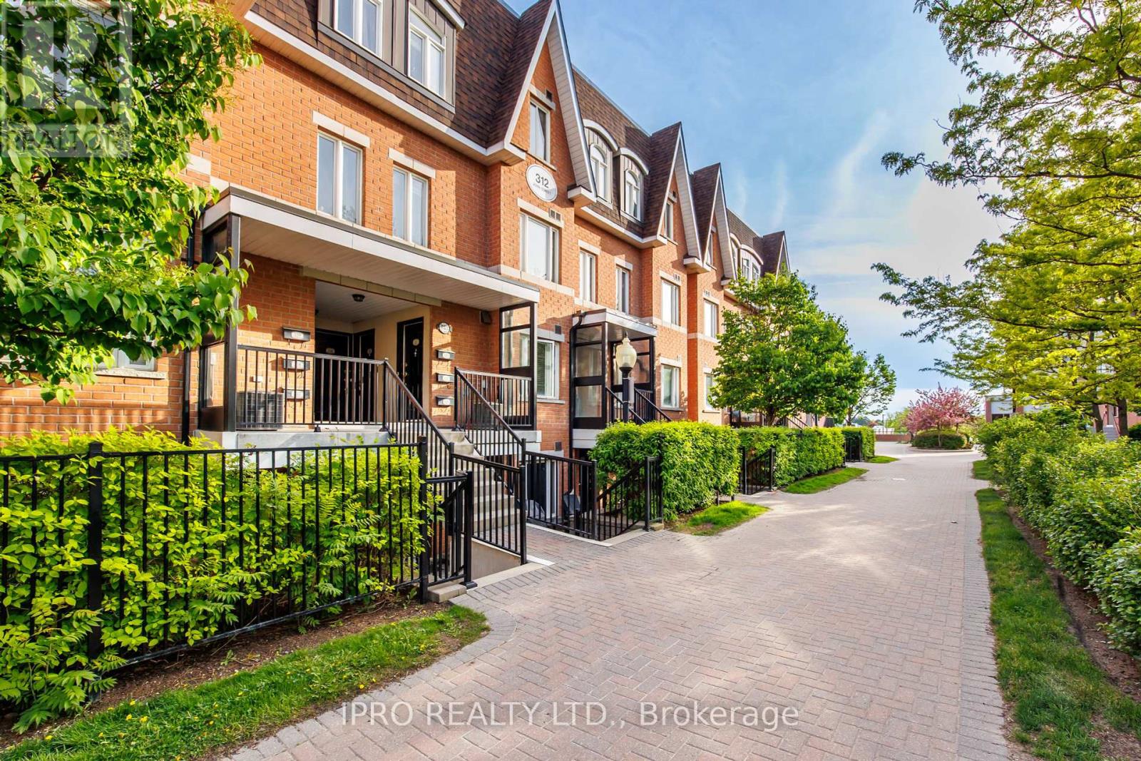 Property at 176 - 312 JOHN STREET image 2