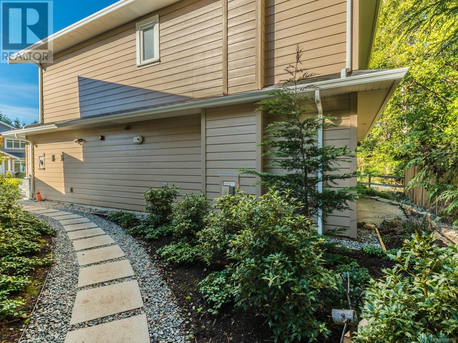 113 5160 Hammond Bay Rd, Nanaimo, British Columbia  V9T 5B5 - Photo 4 - 1000753