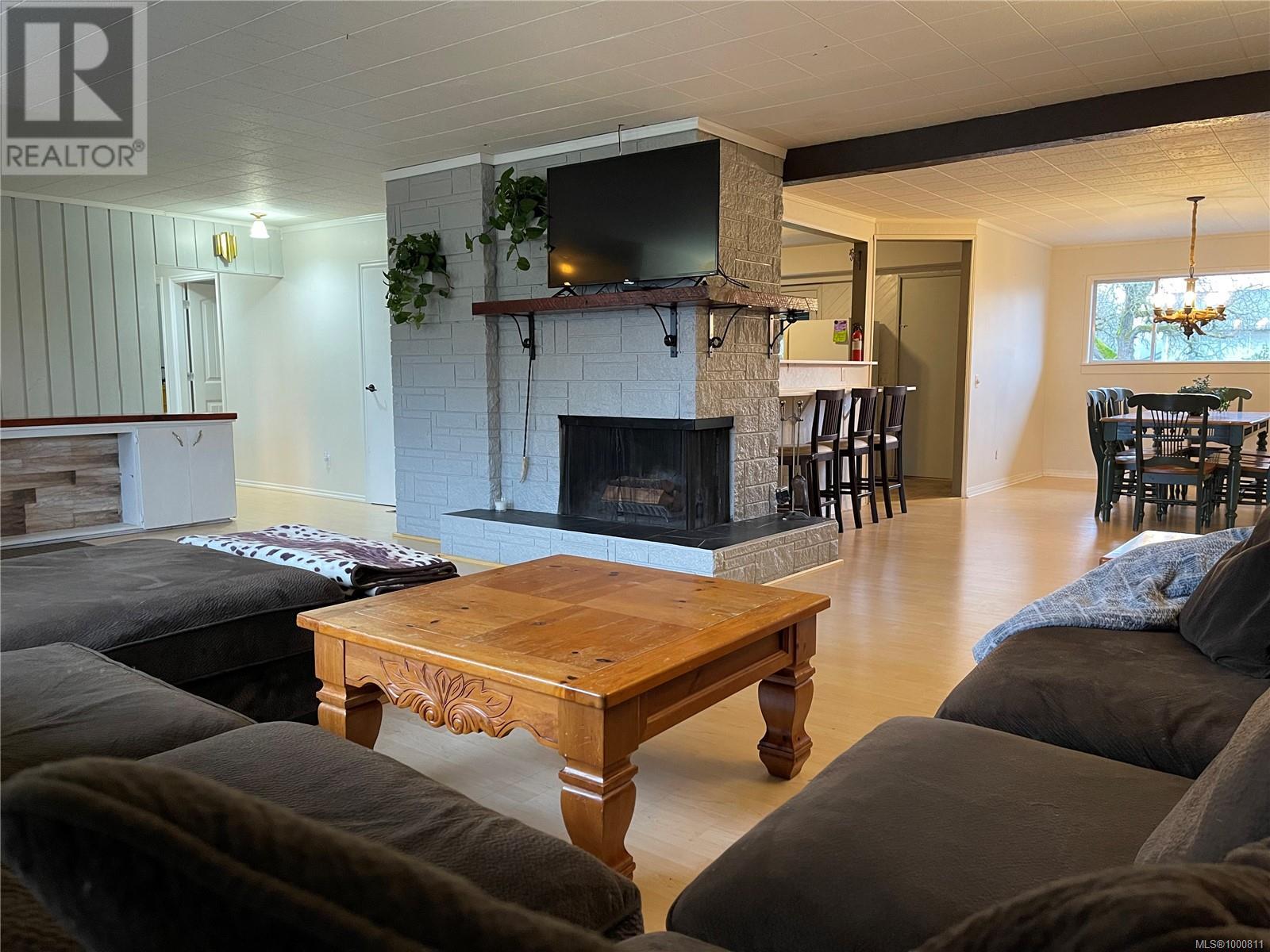 Property at 4162 Glenside Rd image 4
