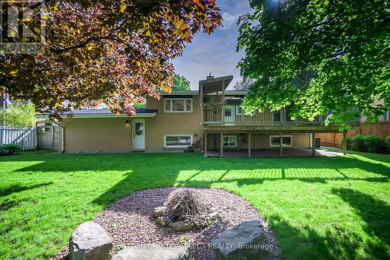 10 Farm Manor Court, London North, Ontario  N6H 4J3 - Photo 32 - X12161130