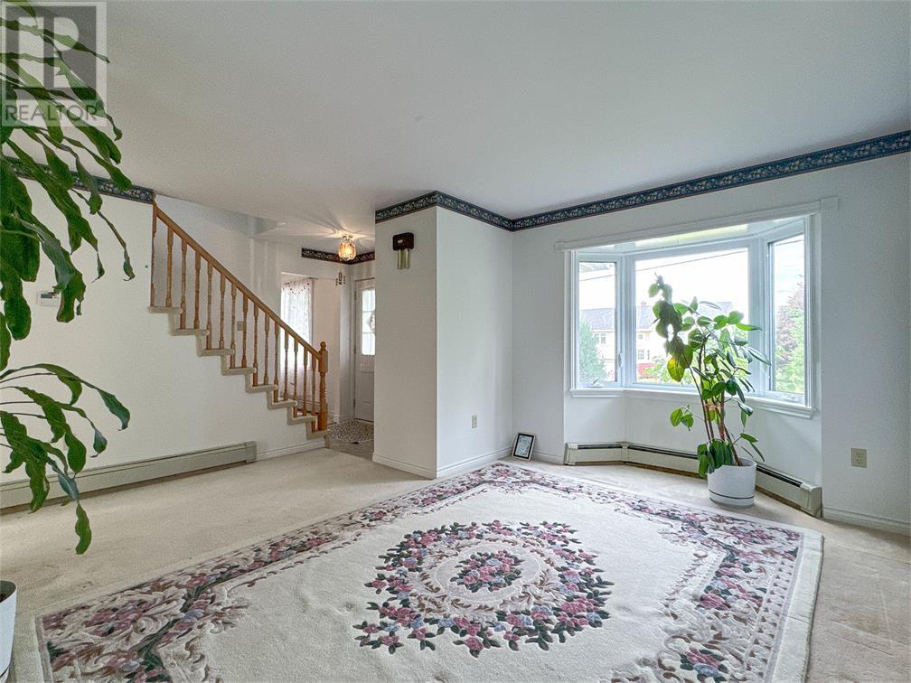 Property at 633 Queen Street image 5