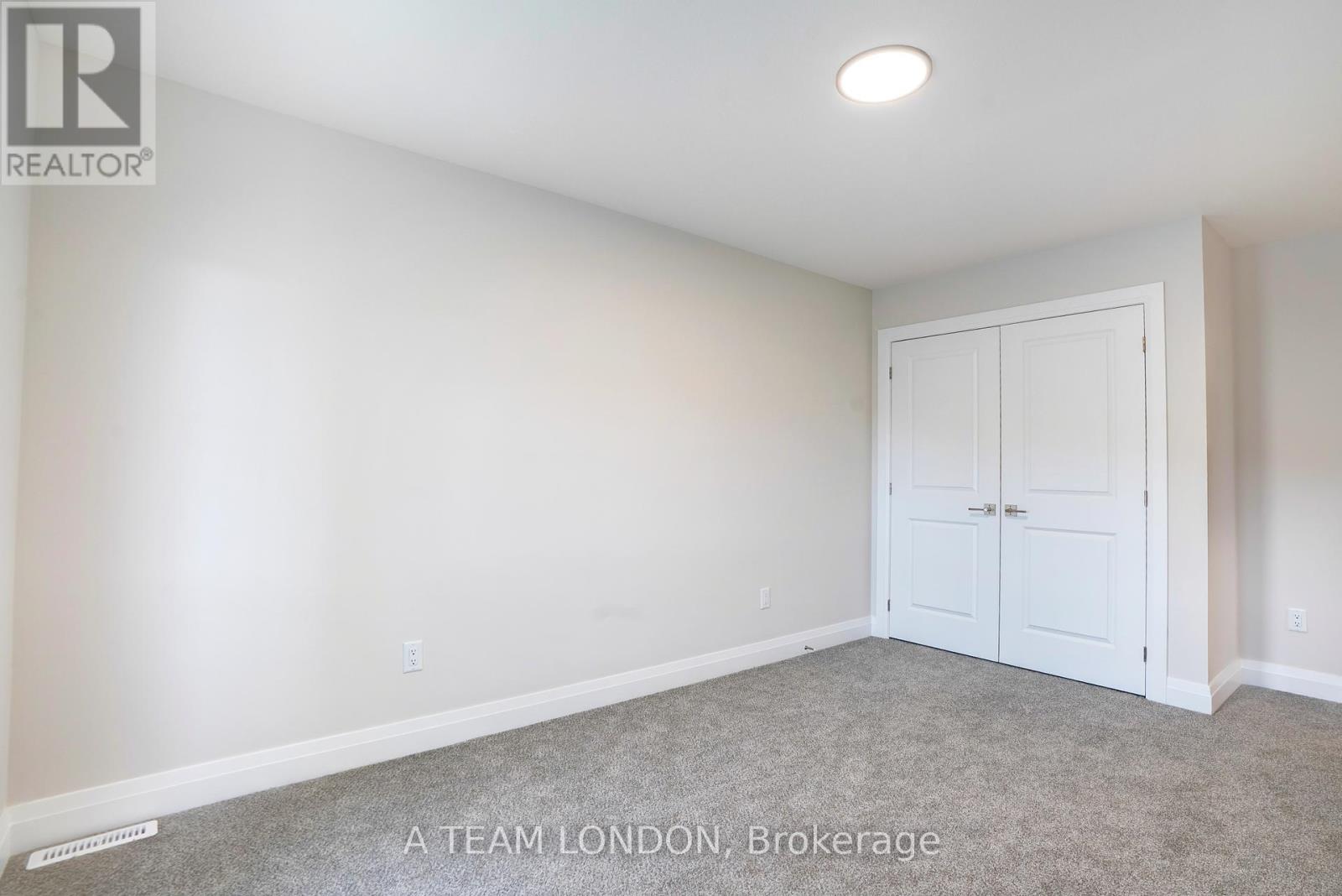 72 The Promenade, Central Elgin, Ontario  N5L 1C5 - Photo 28 - X12156555