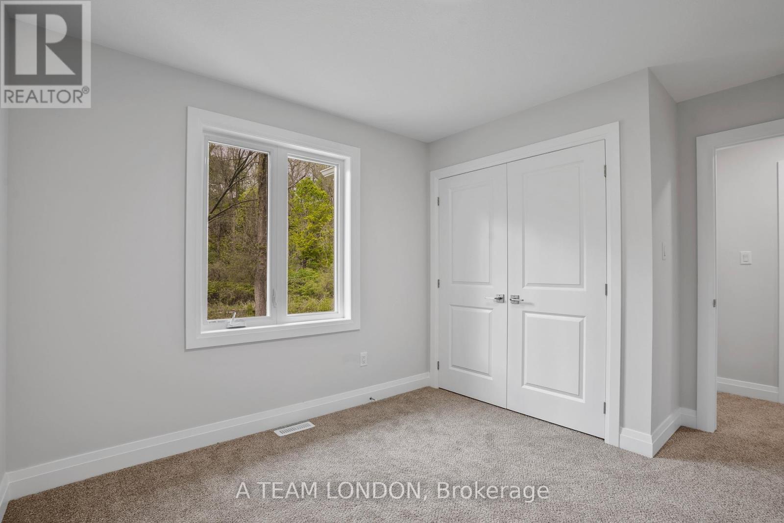 72 The Promenade, Central Elgin, Ontario  N5L 1C5 - Photo 34 - X12156555