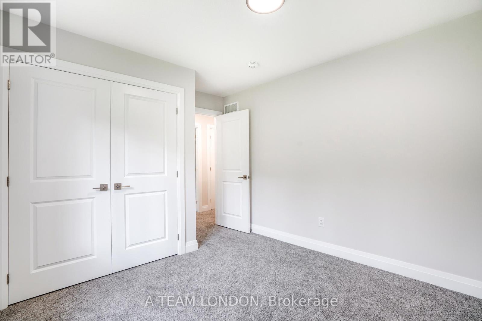 72 The Promenade, Central Elgin, Ontario  N5L 1C5 - Photo 35 - X12156555