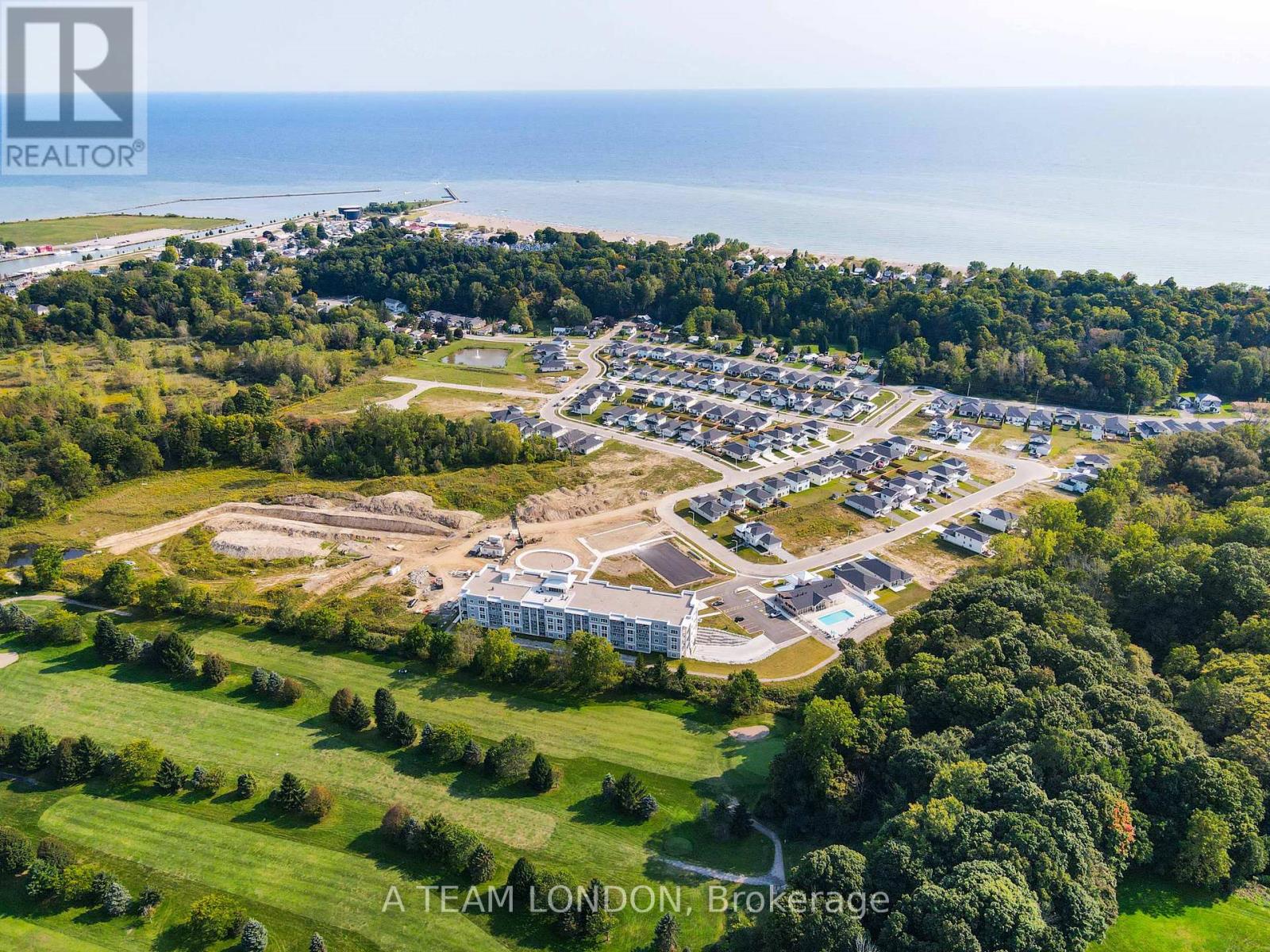 72 The Promenade, Central Elgin, Ontario  N5L 1C5 - Photo 41 - X12156555