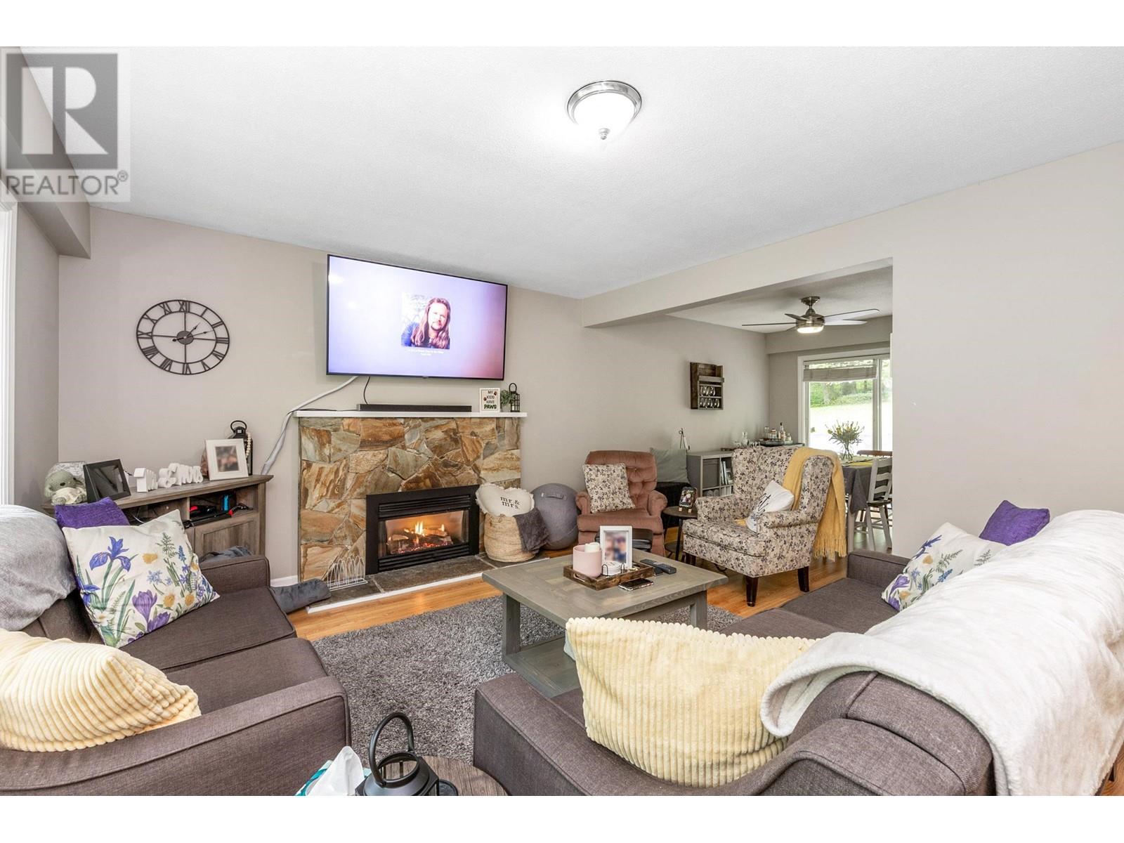 12313 Mcnutt Street, Maple Ridge, British Columbia  V2W 1N6 - Photo 4 - R3005512