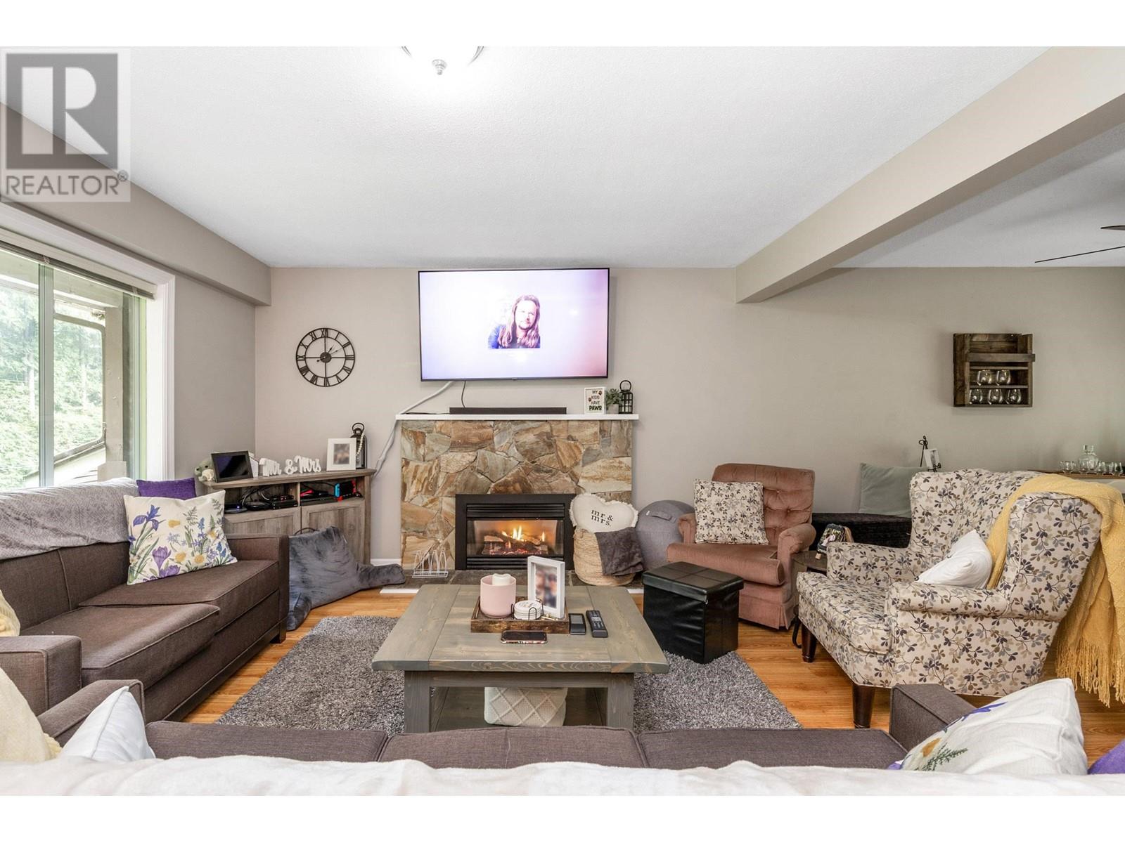 12313 Mcnutt Street, Maple Ridge, British Columbia  V2W 1N6 - Photo 3 - R3005512