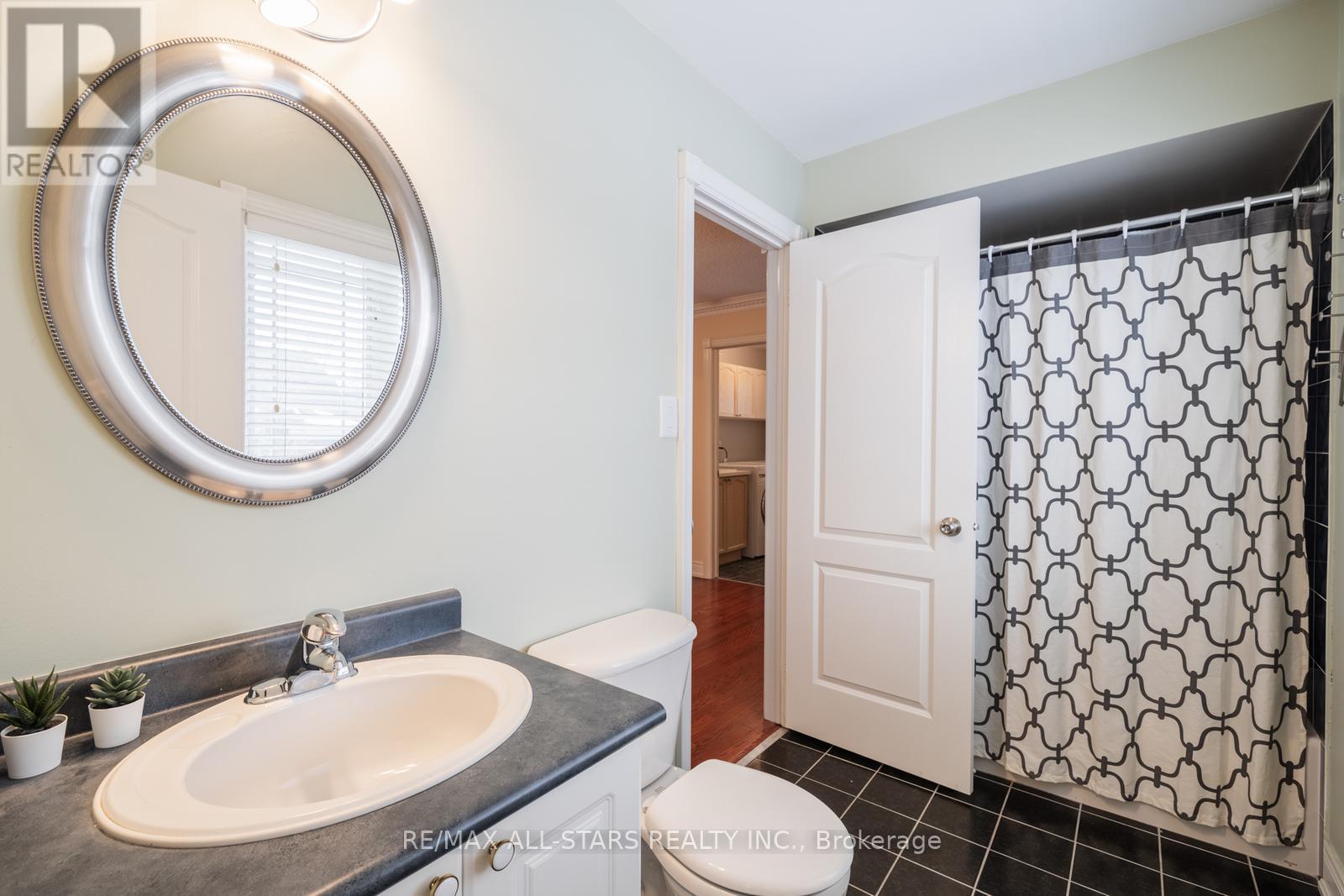 21 Albert Street, Whitchurch-Stouffville, Ontario  L4A 4H2 - Photo 19 - N12161759