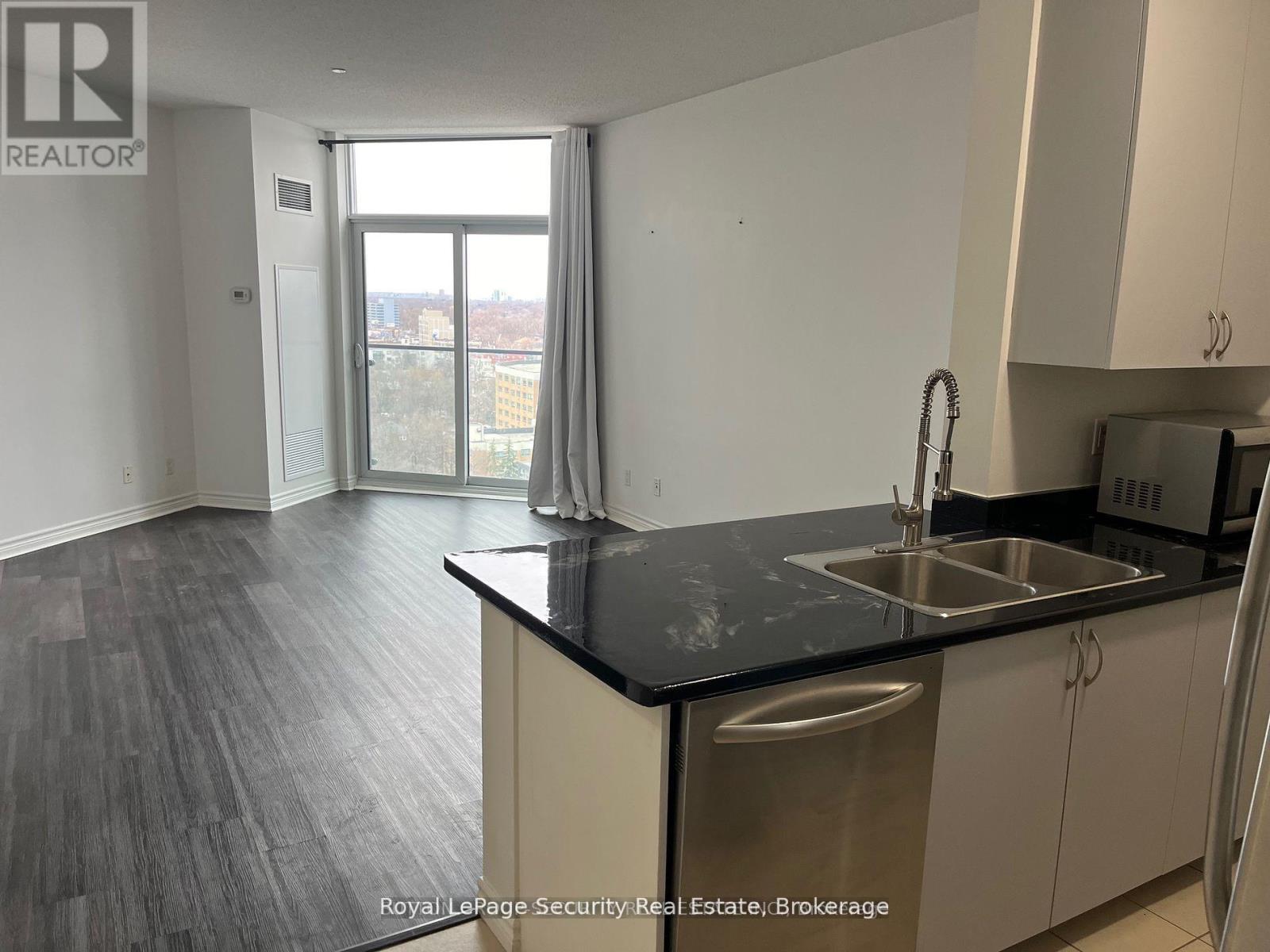 Ph4 - 35 Saranac Boulevard, Toronto, Ontario  M6A 2G4 - Photo 2 - C12165676