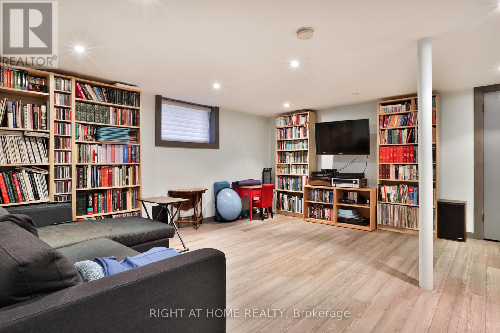 2103 Avenue Road, Toronto, Ontario  M5M 4A9 - Photo 17 - C12165678