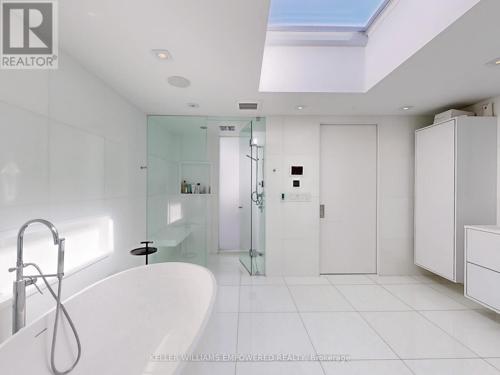 41 Berryman Street, Toronto, Ontario  M5R 1M7 - Photo 23 - C12165767