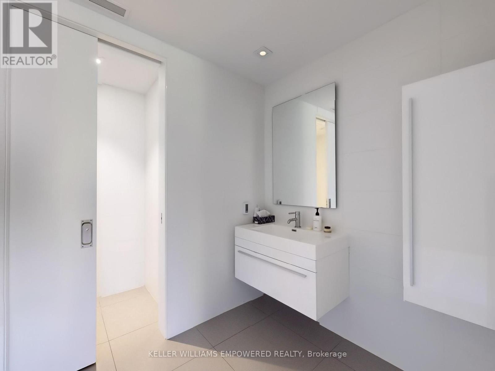 41 Berryman Street, Toronto, Ontario  M5R 1M7 - Photo 31 - C12165767