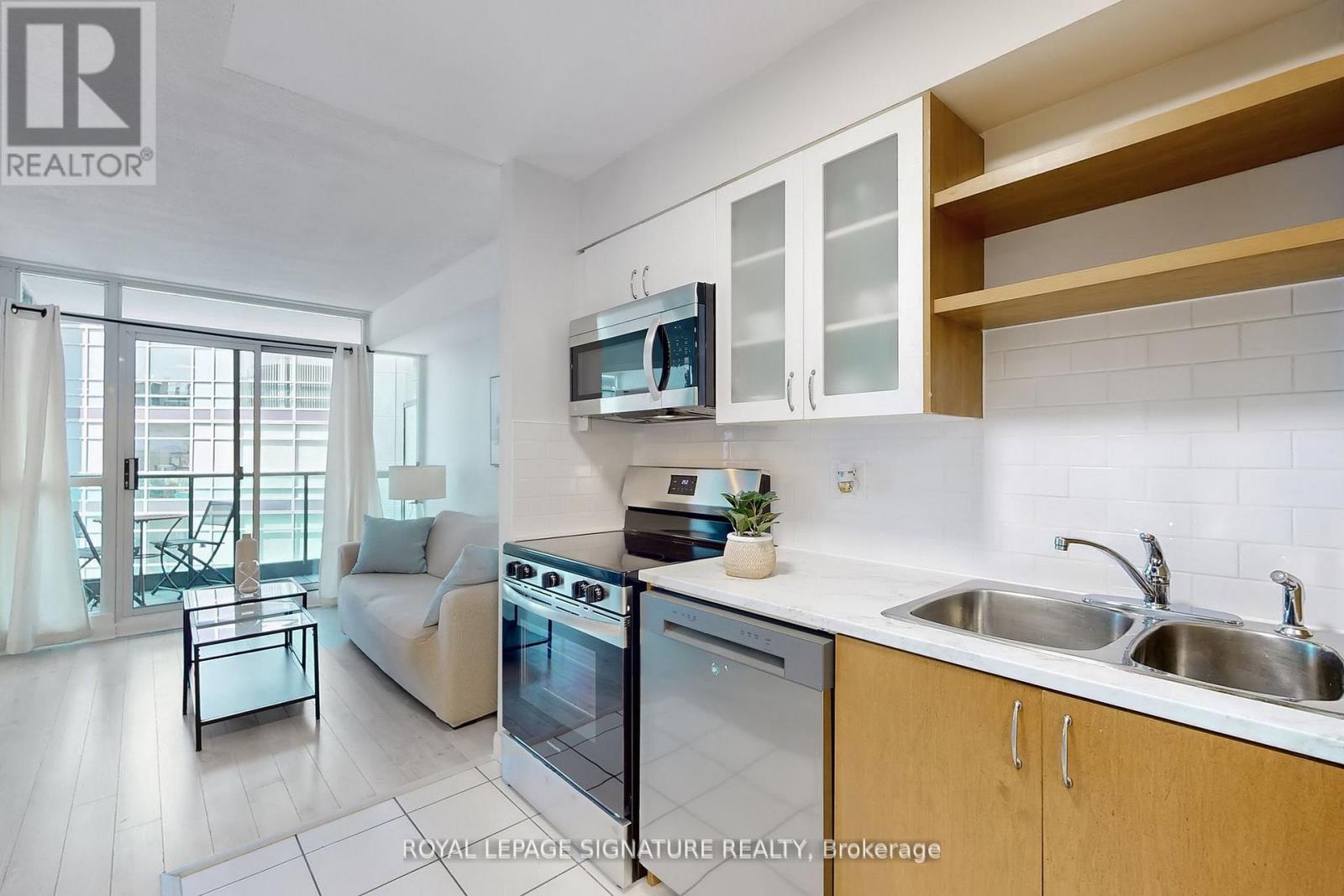 1012 - 600 Fleet Street, Toronto, Ontario  M5V 1B7 - Photo 12 - C12165772