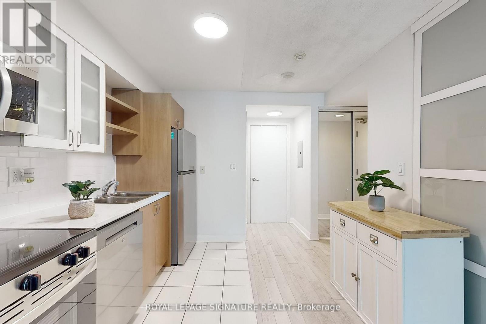 1012 - 600 Fleet Street, Toronto, Ontario  M5V 1B7 - Photo 15 - C12165772