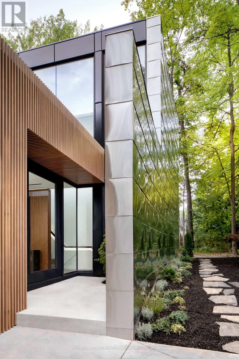 Property at 7 WAXWING PLACE image 3