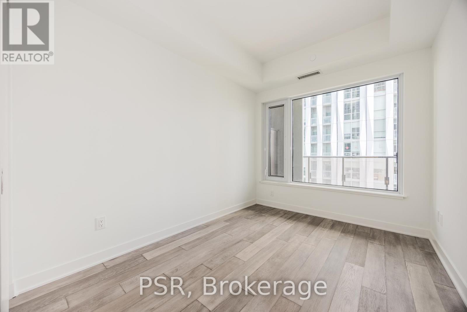 2707 - 11 Yorkville Avenue, Toronto (Annex), Ontario  M4W 1L2 - Photo 10 - C12165834