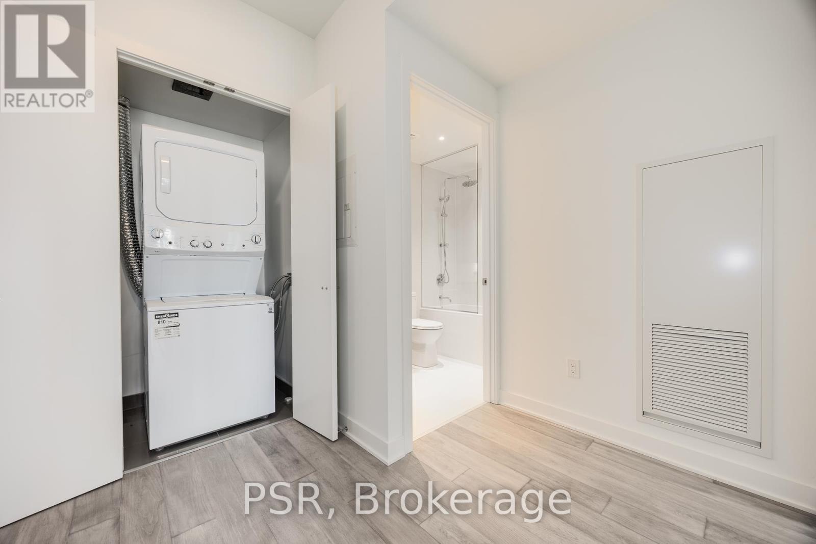 2707 - 11 Yorkville Avenue, Toronto (Annex), Ontario  M4W 1L2 - Photo 7 - C12165834