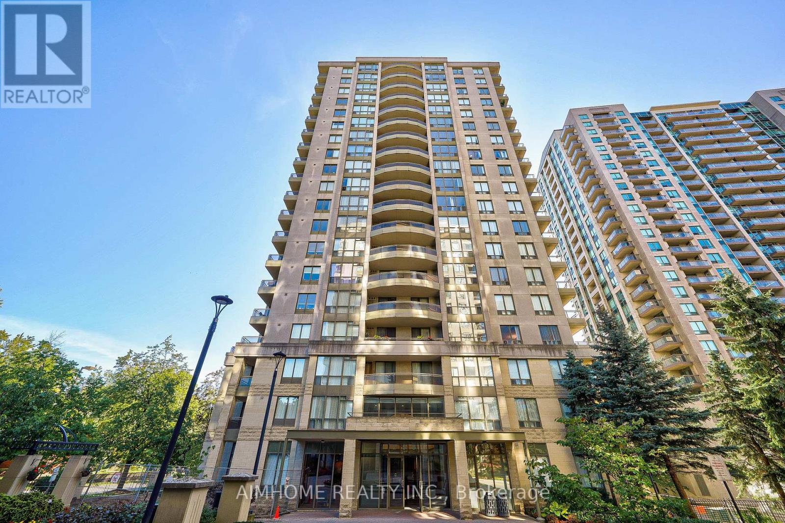 710 - 256 Doris Avenue, Toronto, Ontario  M2N 6X8 - Photo 1 - C12165842
