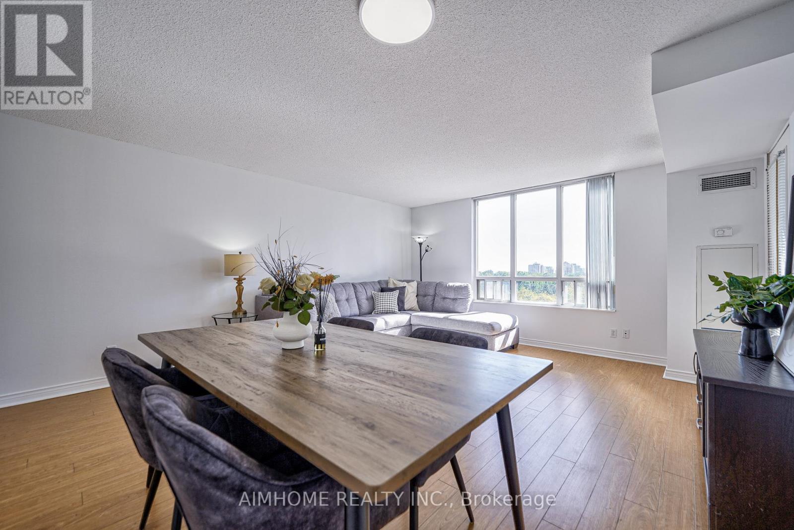 710 - 256 Doris Avenue, Toronto, Ontario  M2N 6X8 - Photo 10 - C12165842